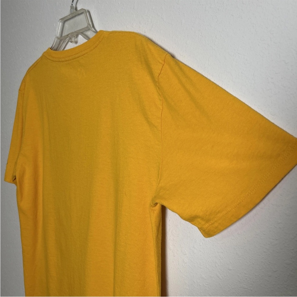 Winthrop University Eagles Classic Yellow T-Shirt Men's Large 100% Cotton - Picture 8 of 10
